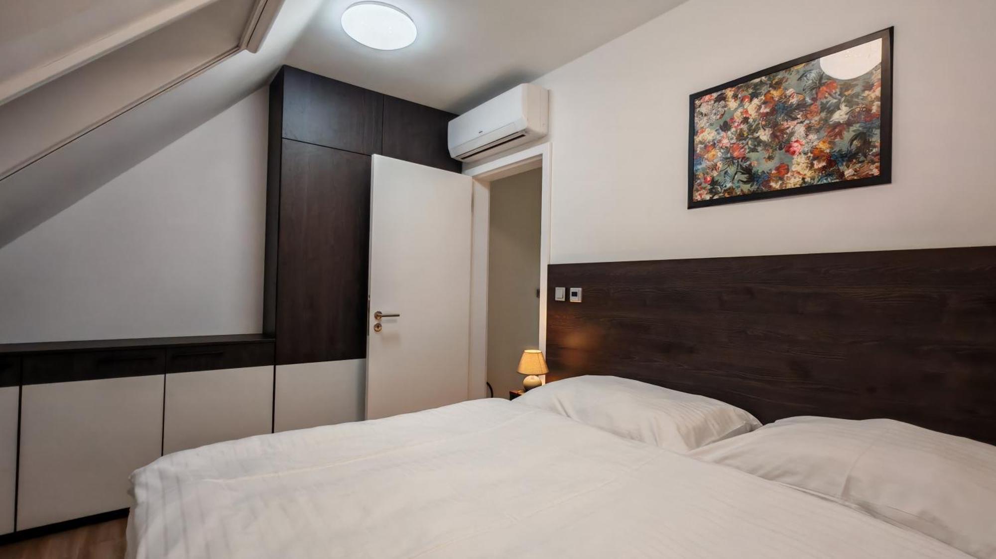 Muslovske Vinohrady Apartment